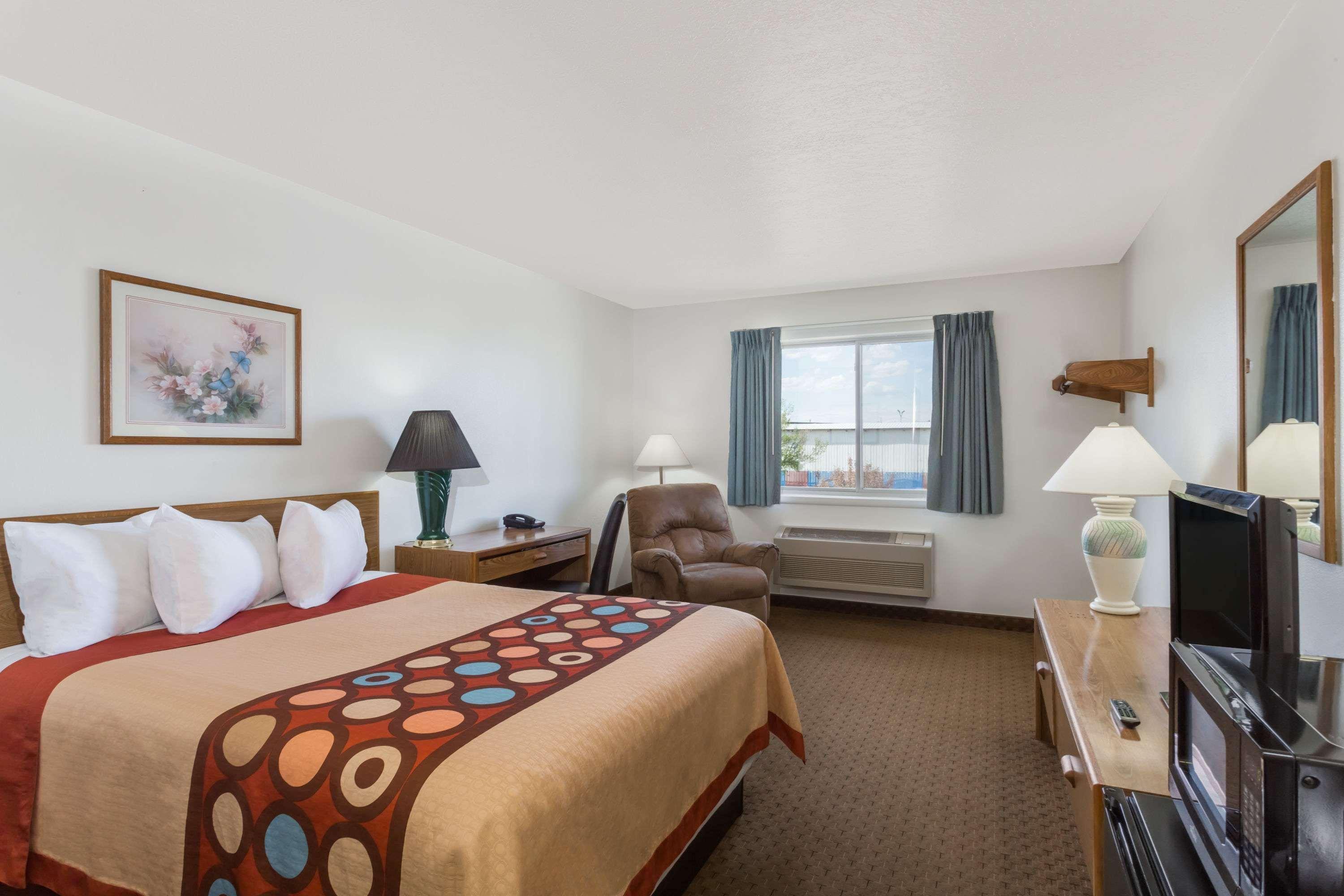 Super 8 By Wyndham Rexburg Hotel Kültér fotó