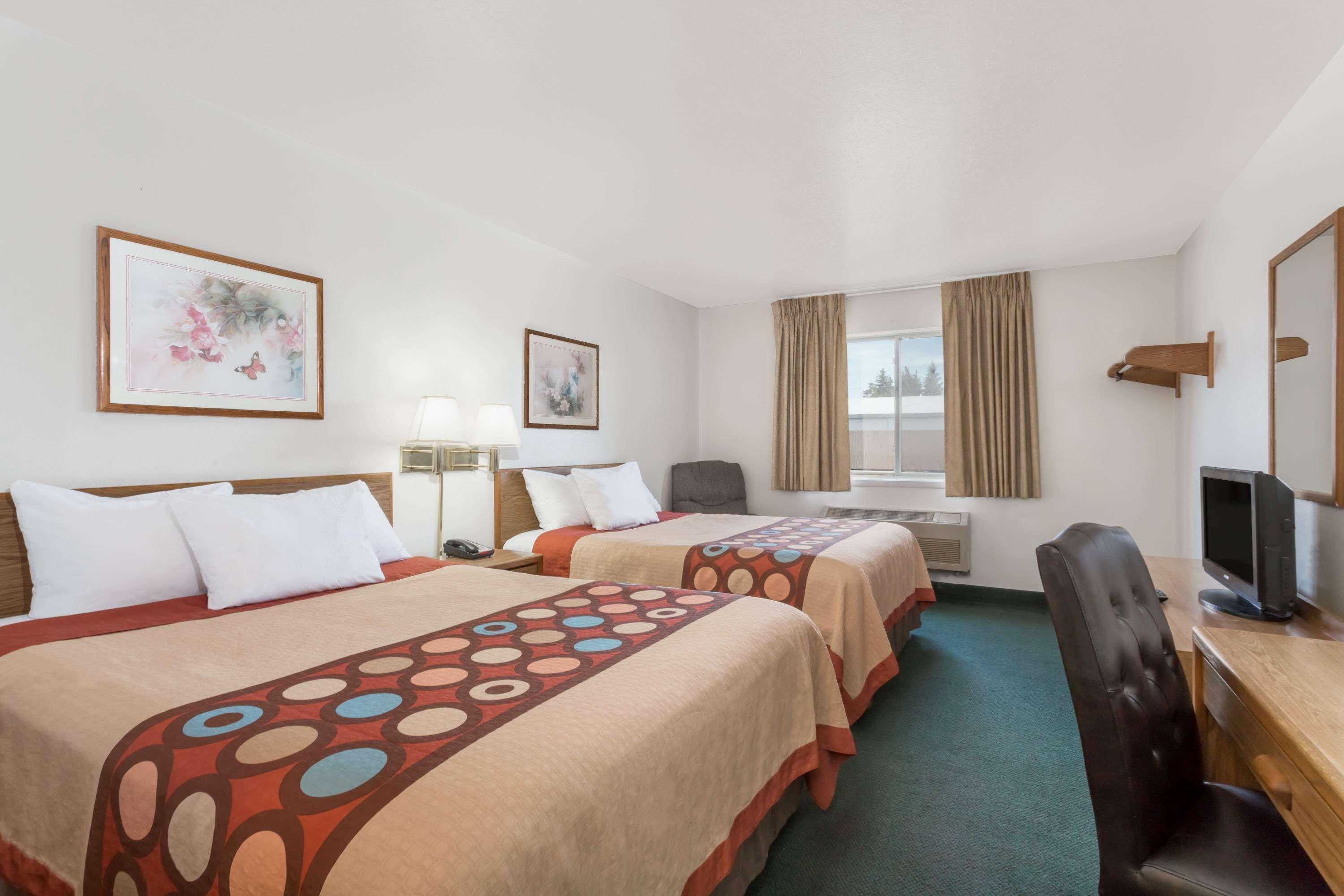 Super 8 By Wyndham Rexburg Hotel Kültér fotó
