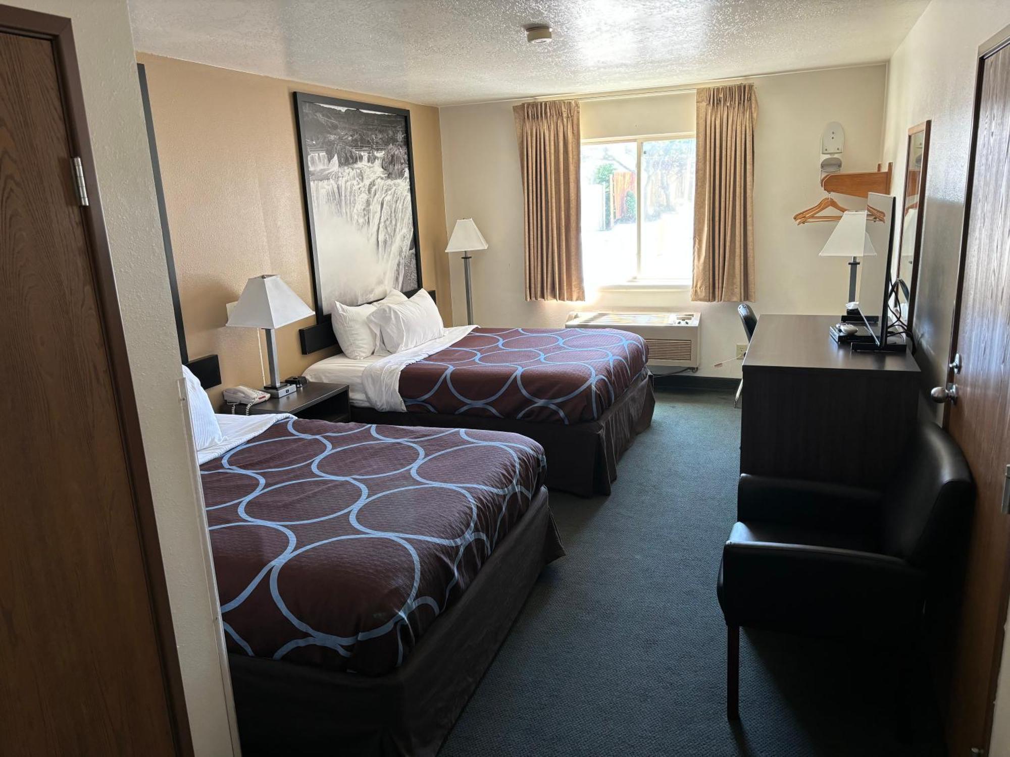 Super 8 By Wyndham Rexburg Hotel Kültér fotó