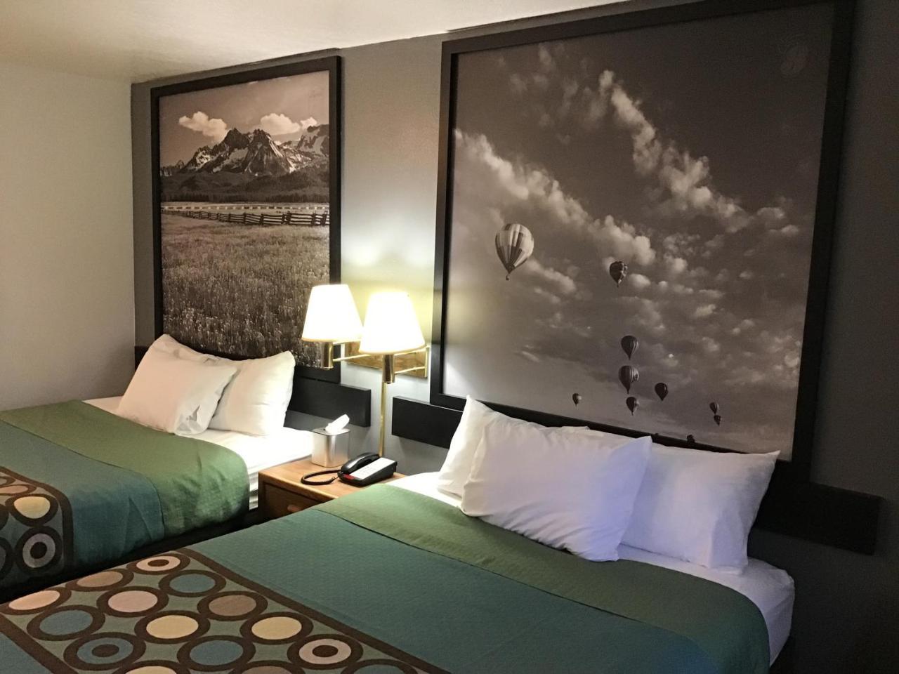 Super 8 By Wyndham Rexburg Hotel Kültér fotó